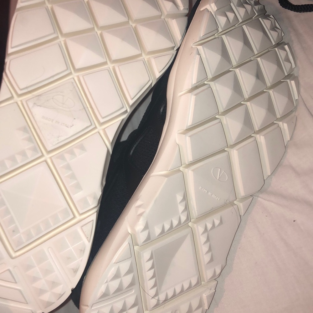 VALENTINO SNEAKERS - Picture 4 of 6